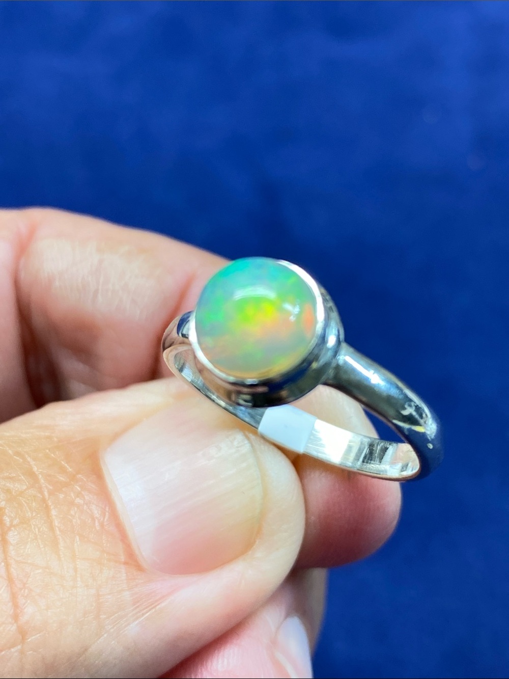 ETHIOPIAN OPAL RING SIZE 9 IN SOLID STERLING SILVER 925
